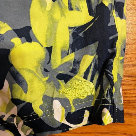 The North Face shorts - Picture 4 of 5